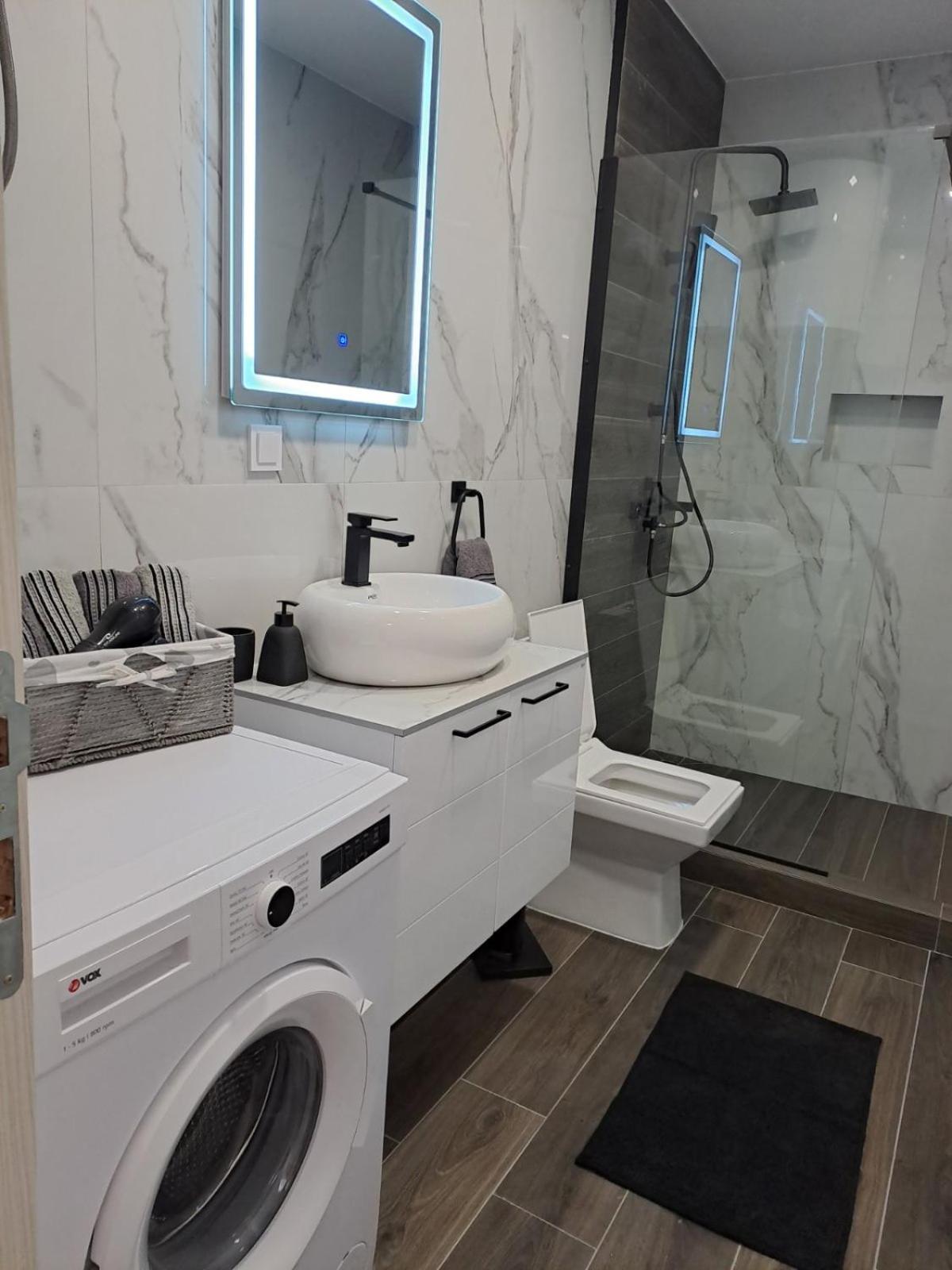 Dims Holiday home Kotor